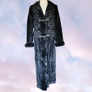 Vtg Carol Cohen Black Faux Fur Trim Floral Embroidered Gothic Vampy Pocket Coat